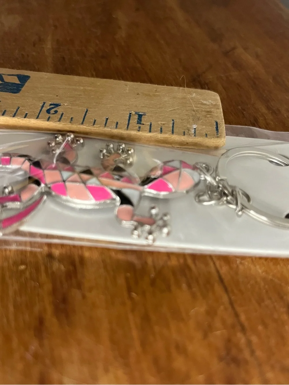 Mint Pink Geometric Lizard Reptile Keyring Bag Charm Keychain Silver tone